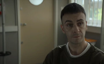 Смотреть Голяк 1 сезон 1 серию Кубик в кубе