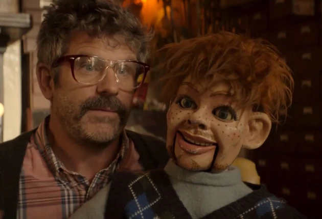 Момент из 5 сезона комедийного сериала Голяк